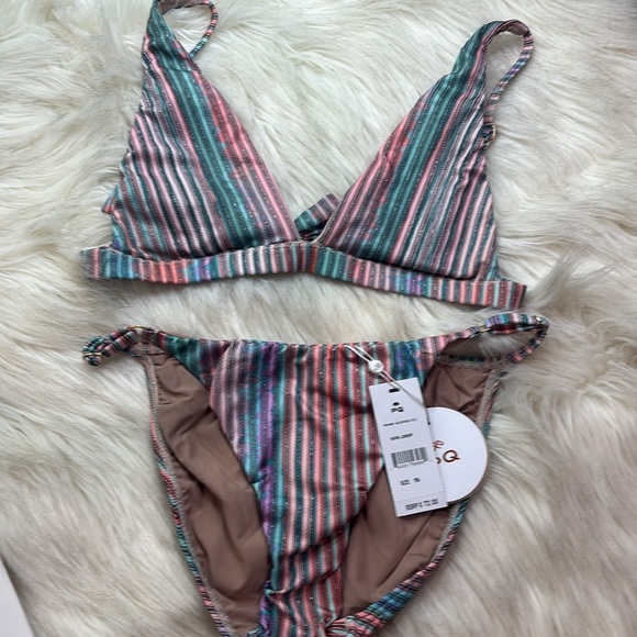 🆕 PQ Swim Nirvana Vivian Halter in multiple Colors 2 pieces - Picture 4 of 6